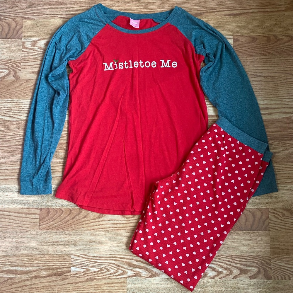 Christmas Pajamas NWOT